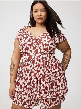 Torrid size 4 Red and Brown Floral Dress